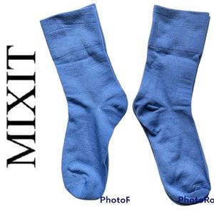 NEW MIXIT Crew Socks 1 PAIR Solid Blue Shoe Size 4-10 Women’s NWOT